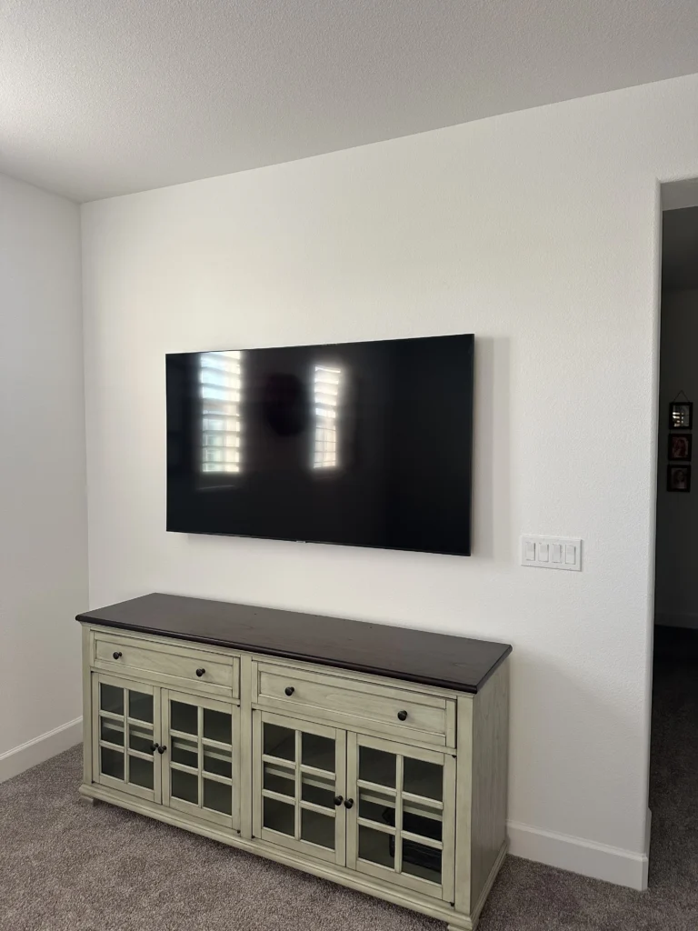 TV wall mounting